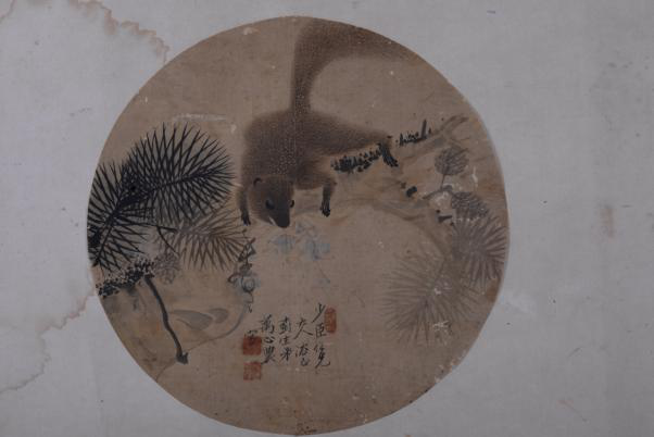 清萬(wàn)心農(nóng)設(shè)色松鼠圖絹本圓扇面